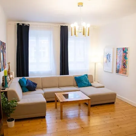 Velky 3-izbovy Bratislava-stare Mesto *