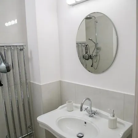 Velky 3-izbovy Bratislava-stare Mesto Appartement *