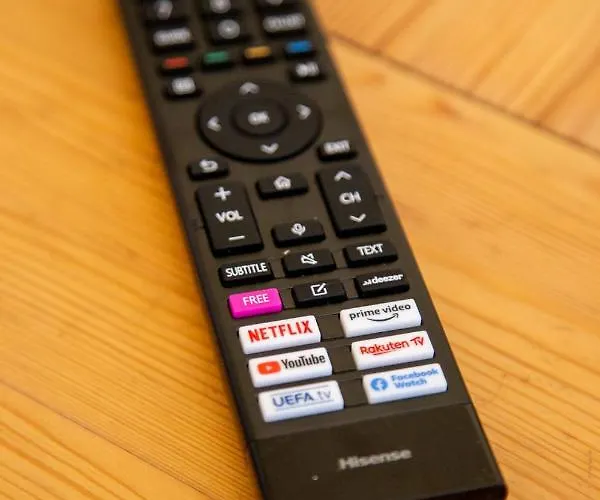 Velky 3-izbovy Bratislava-stare Mesto براتسيلافا