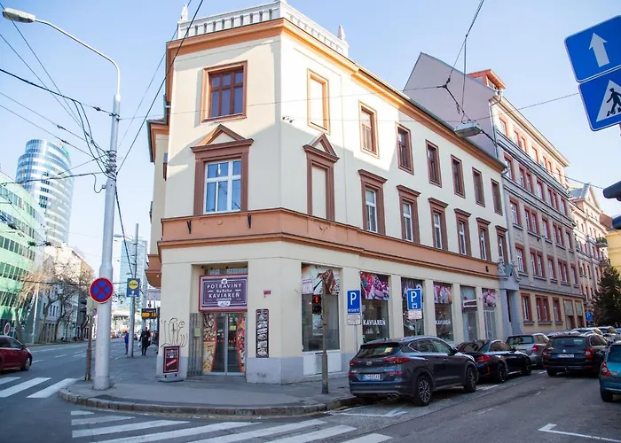 Velky 3-izbovy Bratislava-stare Mesto Apartmán *