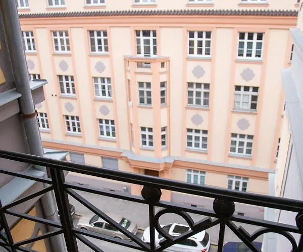 Velky 3-izbovy Bratislava-stare Mesto Apartament *