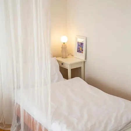 Velky 3-izbovy Bratislava-stare Mesto Apartment